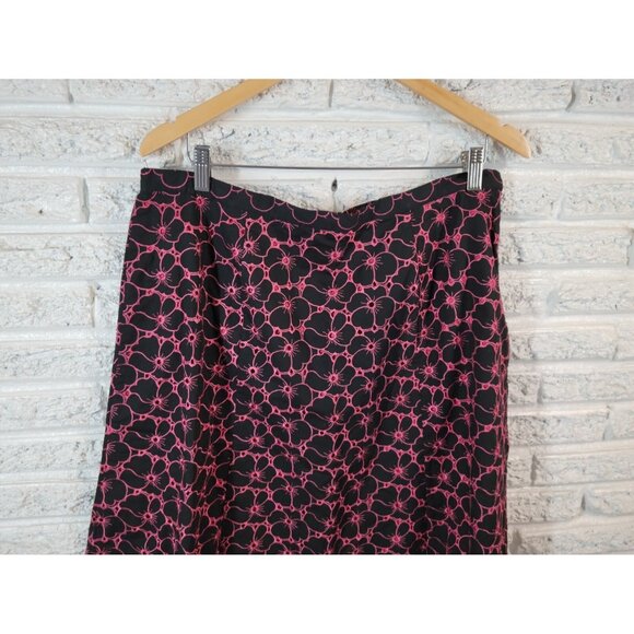 Dress Barn Womens Skirt 16 Mini ALine Black Pink Floral Eyelet Career FLO268E - Picture 3 of 7